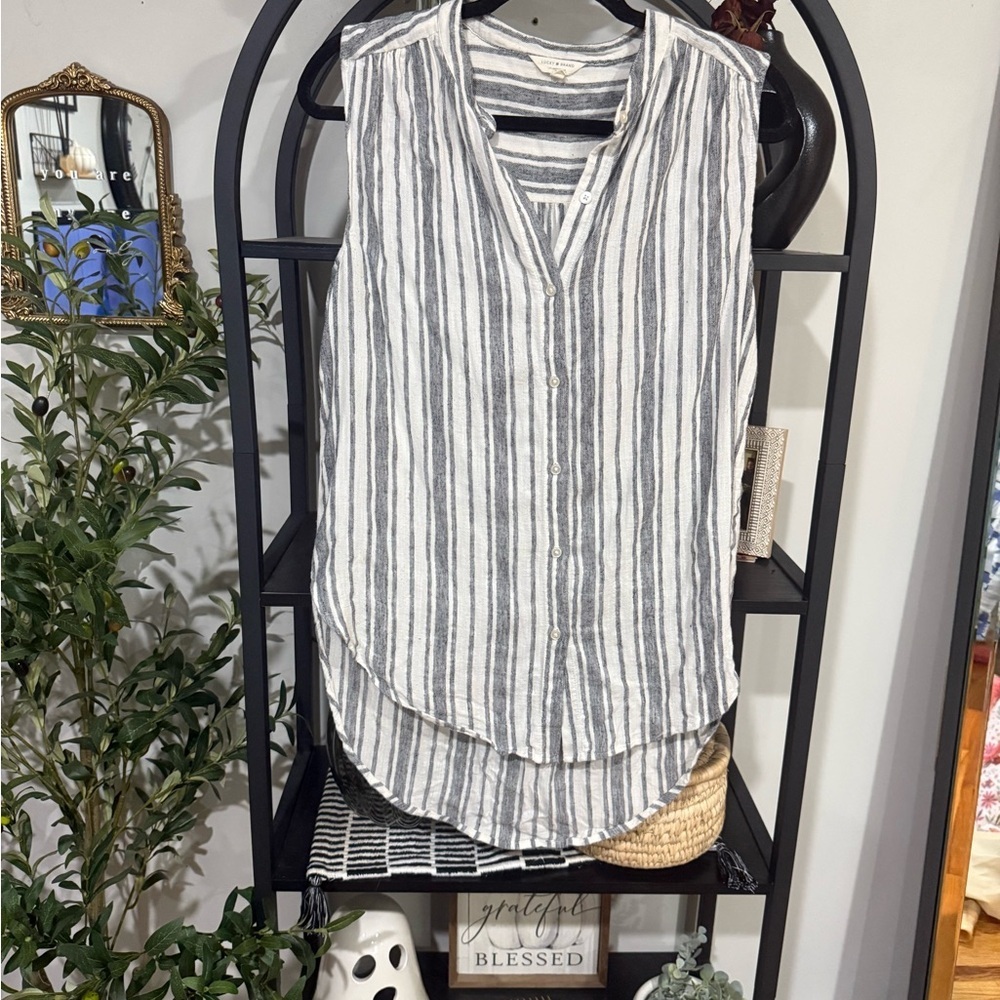 Lucky Brand gray and White Striped Blouse size small